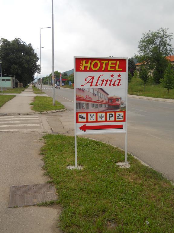 Garni Hotel Alma Pirot Esterno foto