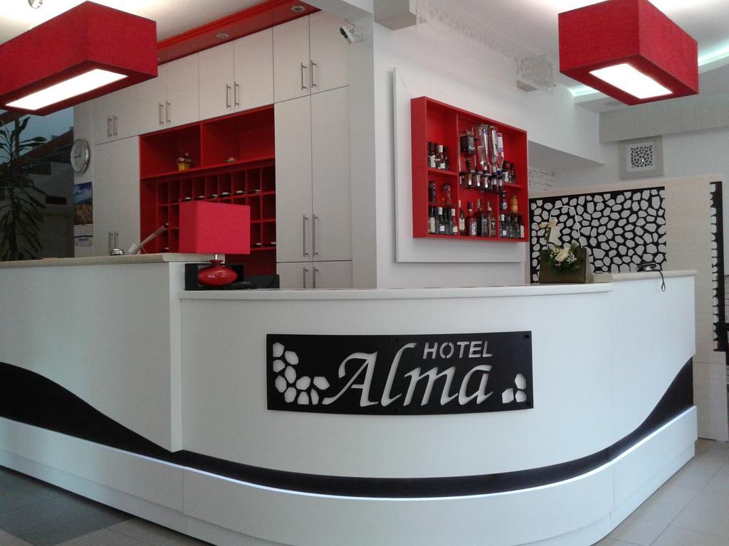 Garni Hotel Alma Pirot Esterno foto